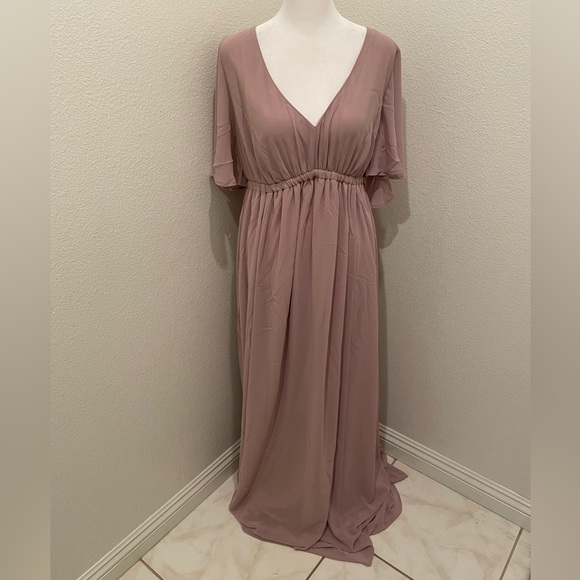 Show Me Your MuMu Dresses & Skirts - NWT Womens Show me your Mumu Long Maxi Dress Mauve color​​​​​​